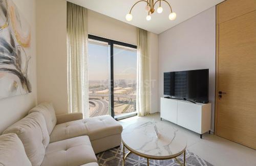 Dubai Marina Apartment | Apartments in Dubai, United Arab Emirates