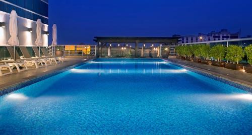 Jumeirah Lake Towers Apartment | Armada Living - Holiday Homes Rental