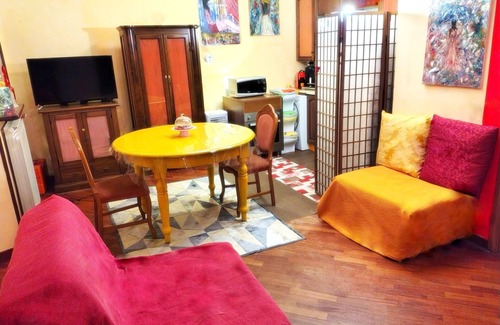 Historical Center Apartment | Artist's house