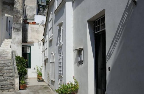 Amalfi Apartment | ATRANI "CASA ROSSA" AMALFI COAST WITH SEA VIEW