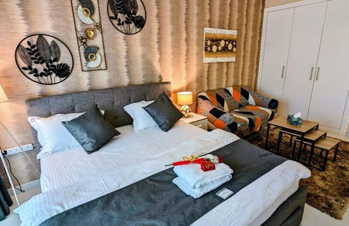 Business Bay Apartment | Awesome Brand New Apartment with a Great View.