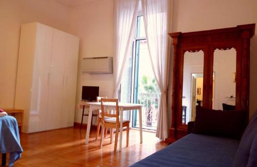 Chiaia House | B&B Amedeo