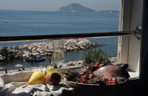 Pozzuoli Bed & Breakfast | B&B Borgo Marinaro