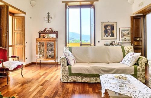 Meta Bed & Breakfast | B&B Villa Elisa