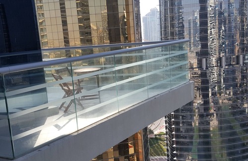 Jumeirah Lake Towers Apartment | Beautiful -2 Bed 2 Balcony JLT - DUBAI