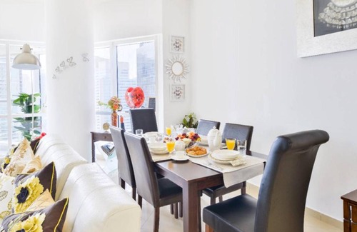 Jumeirah Lake Towers Apartment | Beautiful 2Bed 2Baclcony in JLT, Dubai