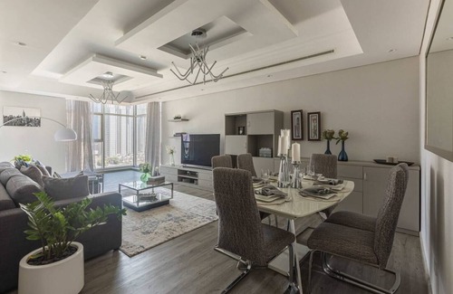 Jumeirah Lake Towers Apartment | Beautiful and Cozy 2BR Apt in JLT - Sleeps 4!