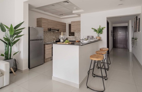 Dubai Sports City Apartment | Beautiful and Spacious Studio in Sports City
