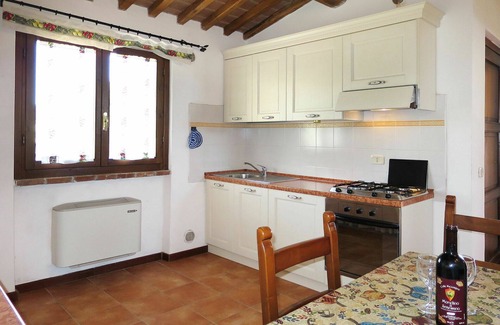 Scansano Villa | Beautiful apartment in villa for 4 people with pool, WIFI, A/C, TV, terrace and pets allowed