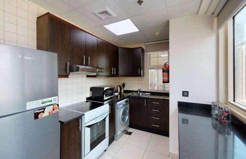 Dubai Marina Apartment | Beautiful Two Bedroom in The Marina