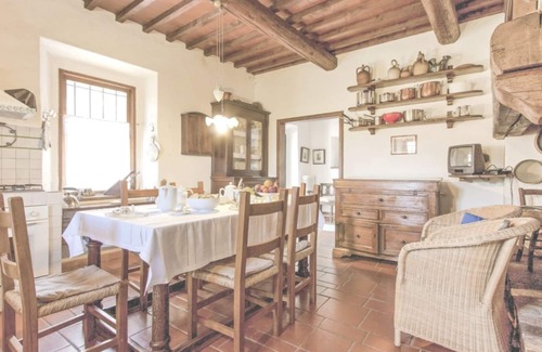 Rignano sull'Arno Villa | Beautiful villa for 6 guests with WIFI, private pool, TV and panoramic view