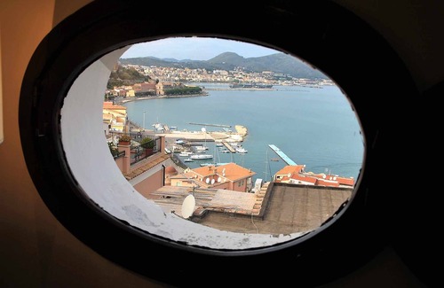 Gaeta House | Belvedere house with sea view in the old town