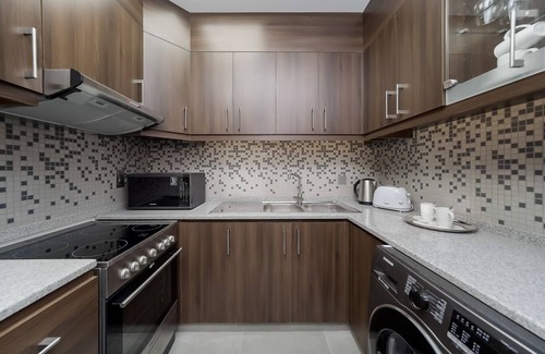Dubai Marina Apartment | Breathtaking Marina Views Near Dubai Marina Walk
