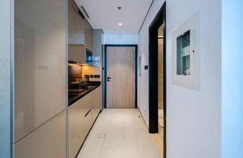 Dubai Production City Apartment | Breezy Dubai Evenings: Chic Studio in MYKA, IMPZ