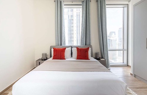 Business Bay Apartment | Bright 2BR in Business Bay with Canal Views