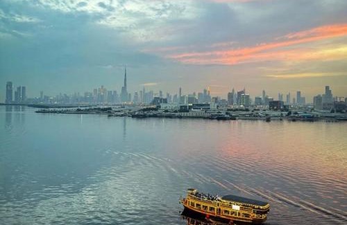 Dubai Apartment | Burj Khalifa view & Creek sea view