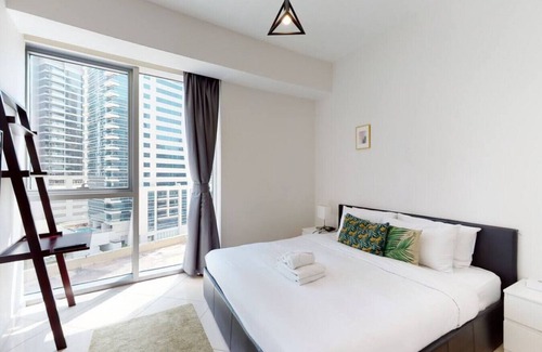 Dubai Marina Apartment | Captivating Two Bedroom in the Marina