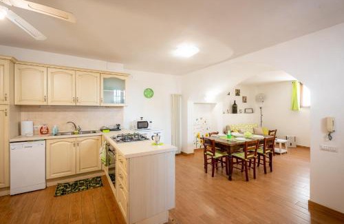 Schiazzano House | Casa De Maria