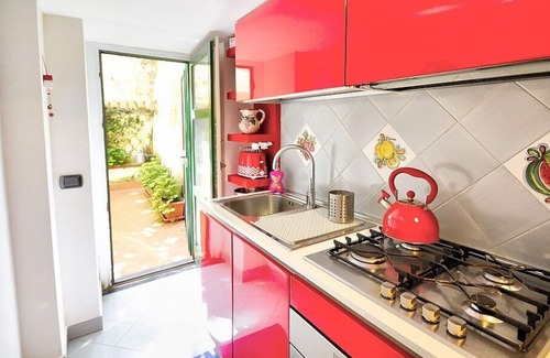 Rione Duomo Apartment | Casa Rotilda: An elegant and welcoming two-story apartment located in the center of Salerno, with Free WI-FI.