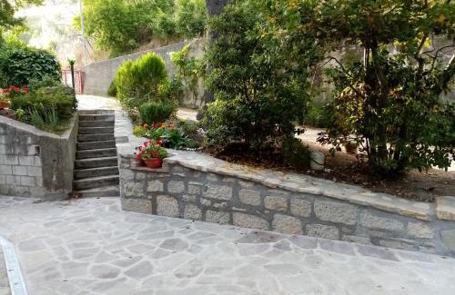 Guardiabruna House | Casa Vacanza Giardino