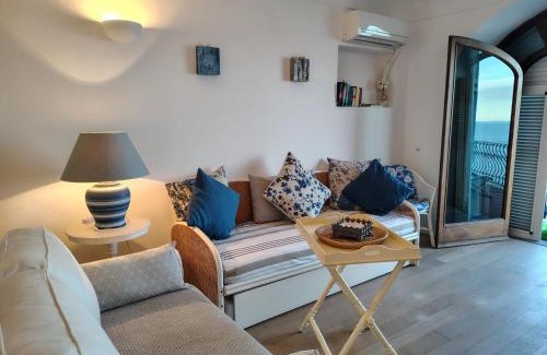 Marina Piccola Apartment | Casa vista Faraglioni Capri