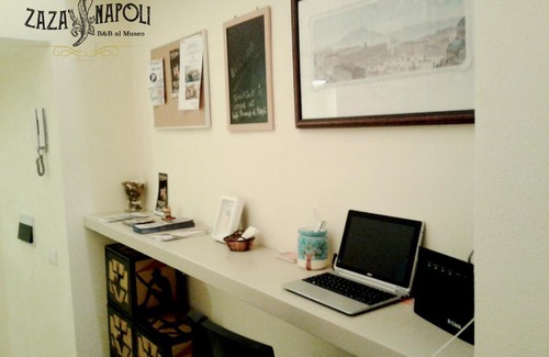 Historical Center Bed & Breakfast | Casetta Zazà