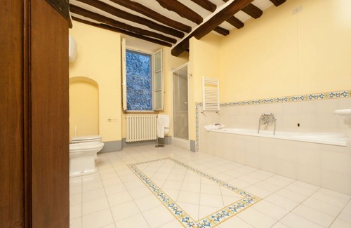 Cortona Old Town Apartment | Charming apartment located in historic centre of Cortona, WiFi, Air/Con, 2 baths