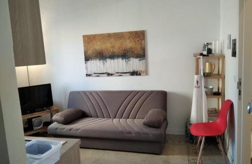 Fuorigrotta Apartment | Chiarini22 Apartments