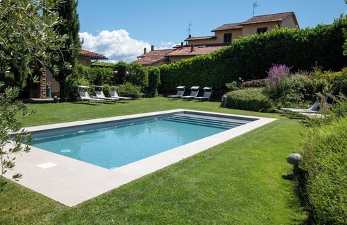 Porrena Villa | Cipressino Villa Tuscany, pool near the historic centre