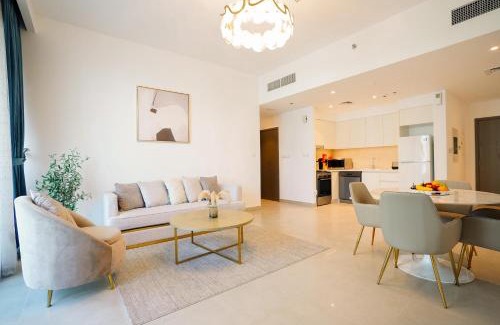 Dubai Apartment | CitiHome-1BR with Large Living Room in Creek Horizon