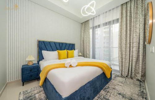 Sheikh Zayed Road House | Classic Canal View 2 Bhk 6pax