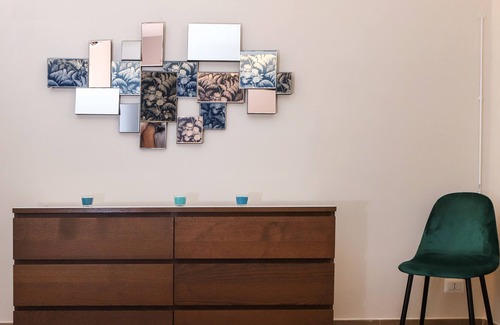 Historical Center Apartment | Contemporary Art Apartment at Piazza Bellini by Wonderful Italy