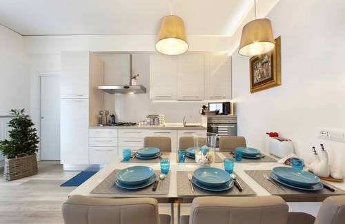 Sorrento Apartment | Cool Apartment in Sorrento Center