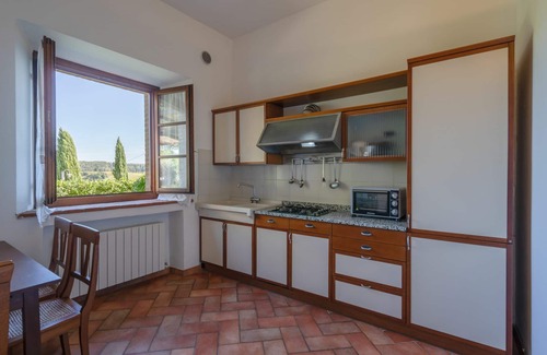 Ponte di Gabbiano Apartment | Cosy apartment for 5 people with A/C, pool, WIFI, TV and pets allowed, close to Siena