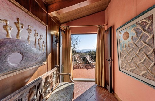 Bucine Apartment | Cosy apartment for 2 guests with WIFI, pool, A/C, TV, terrace and panoramic view