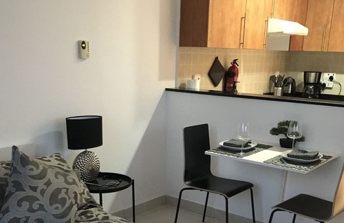 Dubai Marina Apartment | Cozy studio in the heart of dubai marina