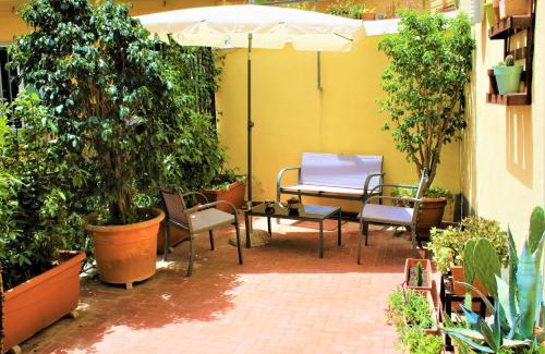Quartieri Spagnoli Bed & Breakfast | Di affreschi e volte