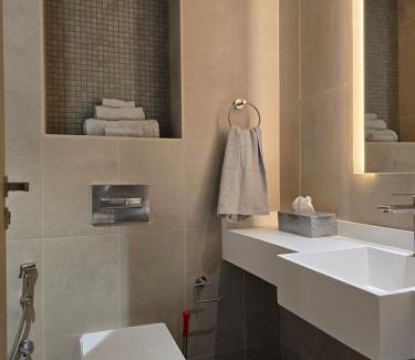 Dubai Apartment | Dubai Airport Hostel