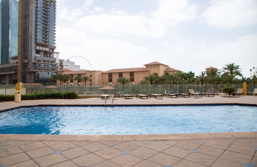 Dubai Marina Apartment | Elegant and Spacious Studio Apartment in JBR