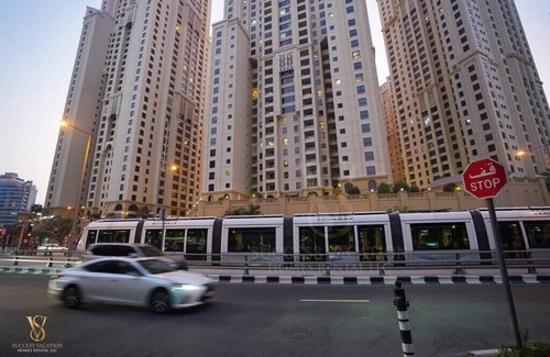 Jumeirah Apartment | Everyday free housekeeping provided, terrace apt.