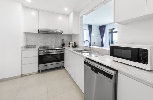 Umm Suqeim 3 Apartment | Exclusive Seaview 3BR Roof Terrace Apt with Scenic Views of Burj alArab