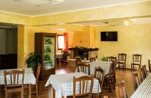 Picinisco House | Farmhouse ∙ 2 guests