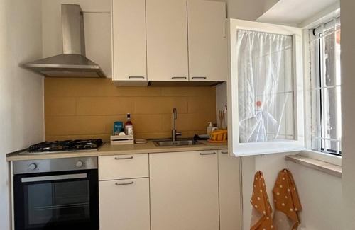 San Vito Chietino House | Farmhouse in the green 5 minutes from the sea - 1km highway- parking-relax zone