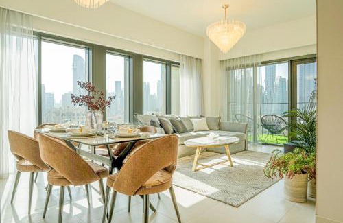 Downtown Dubai Apartment | FIRST CLASS 2BR with full BURJ KHALIFA view