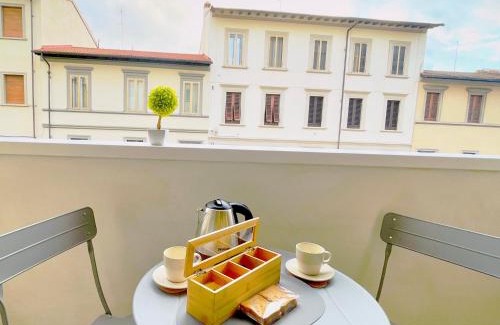 Isolotto Apartment | Florence Green Apartment