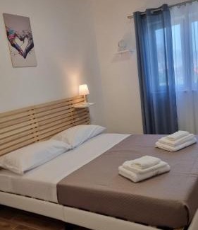 Naples Bed & Breakfast | Fly Napoli
