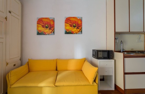 Arenella Apartment | Fontana Home by Dimorra