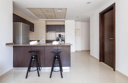 Dubai Marina Apartment | Frank Porter - BayCentral