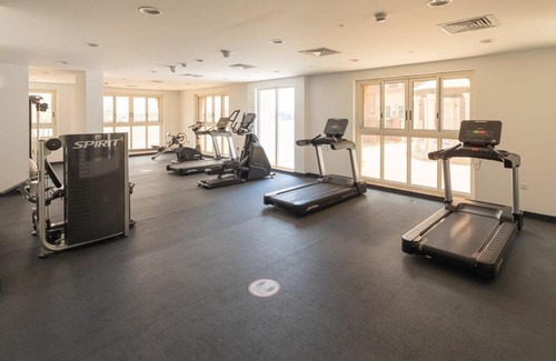 Dubai Sports City Apartment | Frank Porter - Canal Residence