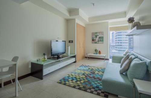 Jumeirah Lake Towers Apartment | Frank Porter - Goldcrest Views